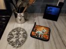 NEW White Pit Bull Terrier Fall Pair of Pot Holders Kitchen Heat Resistant Pot Holders Sets Oven Hot Pads for Cooking Baking BBQ, 7 1/2 x 7 1/2