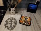 Boston Terrier Fall Pair of Pot Holders Kitchen Heat Resistant Pot Holders Sets Oven Hot Pads for Cooking Baking BBQ, 7 1/2 x 7 1/2