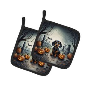Dachshund Spooky Halloween Pair of Pot Holders Kitchen Heat Resistant Pot Holders Sets Oven Hot Pads for Cooking Baking BBQ, 7 1/2 x 7 1/2 (Default: Default)
